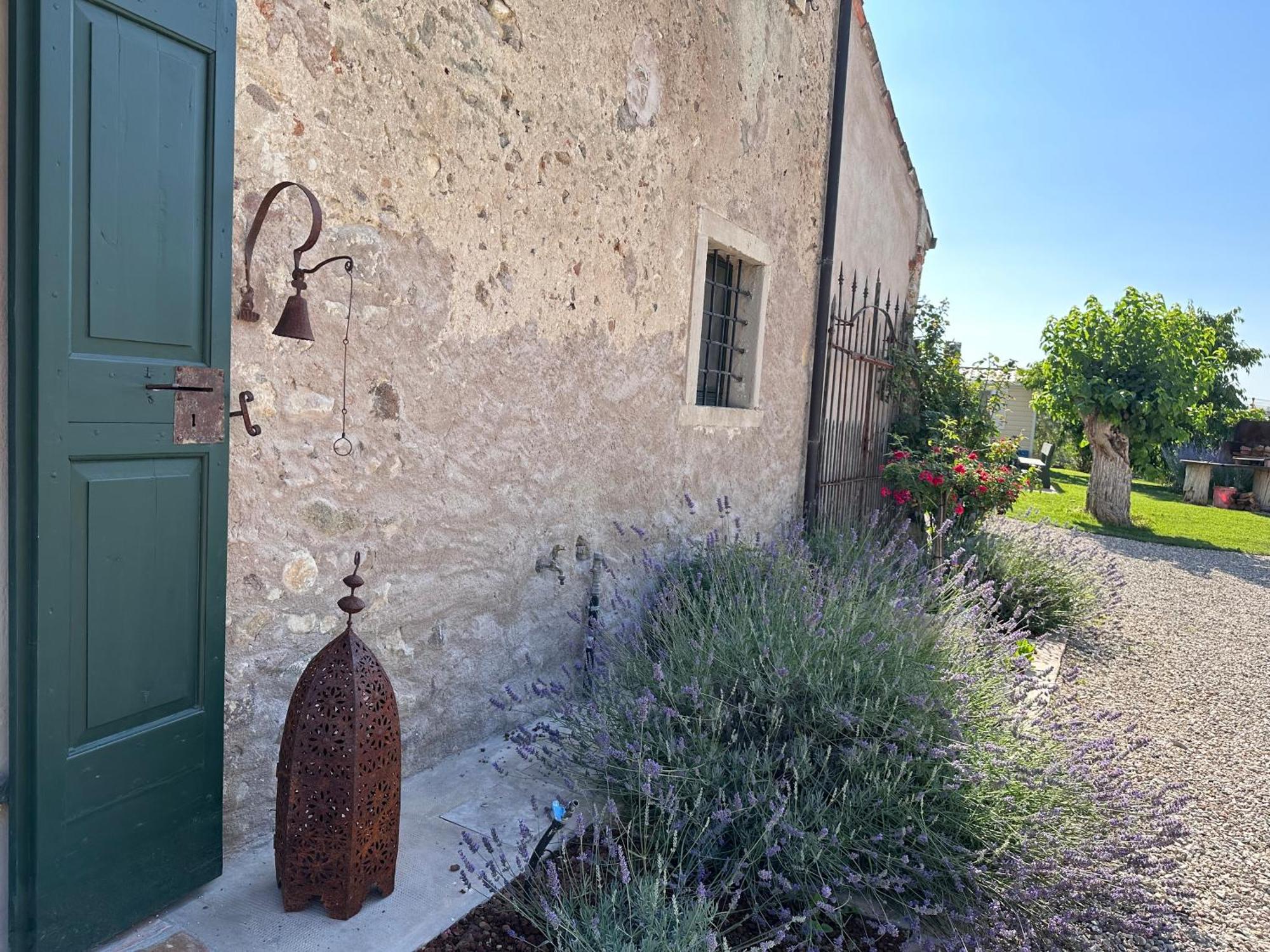 Ca Nova Agriturismo Castellaro  Exteriör bild